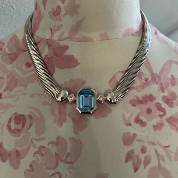 CHRISTIAN DIOR Emerald Cut London Blue Topaz and Pave' Crystal Statement Choker - Picture 7 of 10
